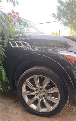 ئینفینیتی QX56